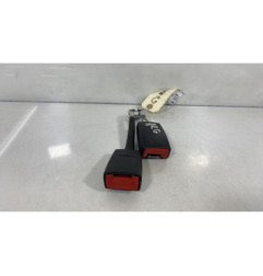 Attache ceinture arriere gauche AUDI A4 2