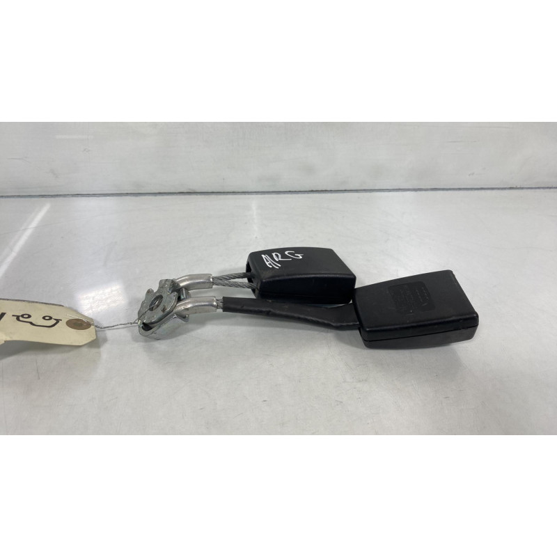 Attache ceinture arriere gauche AUDI A4 2 Photo n°3