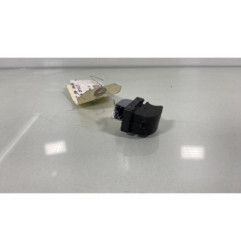 Interrupteur de leve vitre arriere droit AUDI A4 2