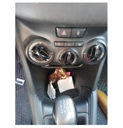 Commande chauffage PEUGEOT 208 1