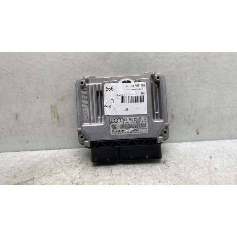 Calculateur moteur AUDI A4 3 Photo n°2