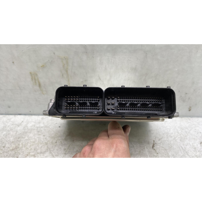 Calculateur moteur AUDI A4 3 Photo n°3