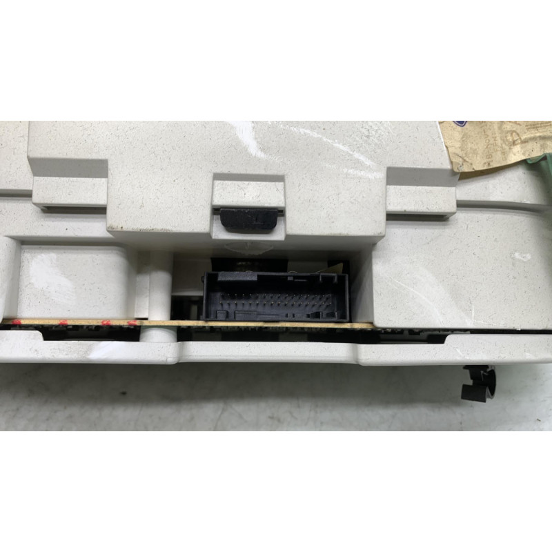 Compteur FORD FIESTA 4 Photo n°2
