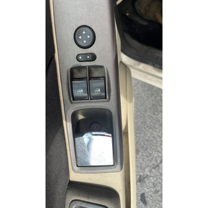 Compresseur clim LANCIA MUSA Photo n°11