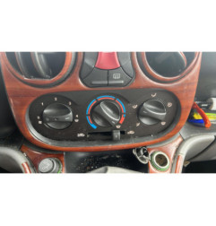 Interrupteur de leve vitre avant droit FIAT DOBLO 1
