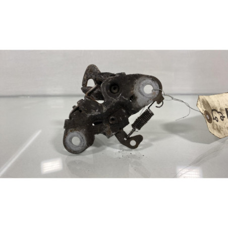 Fermeture de capot PEUGEOT 206