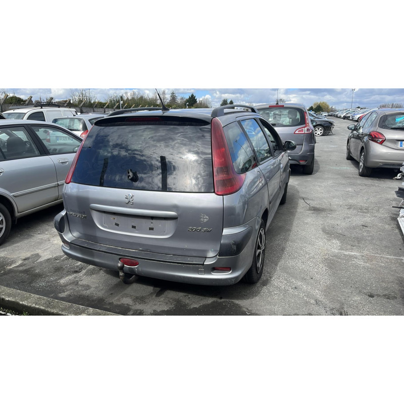 Fermeture de capot PEUGEOT 206 Photo n°4