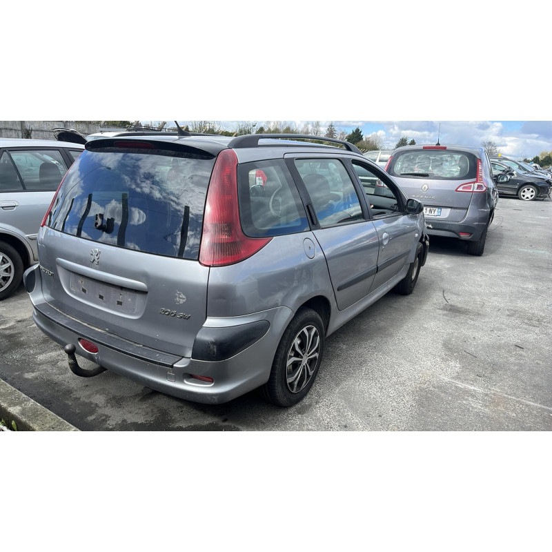 Fermeture de capot PEUGEOT 206 Photo n°5