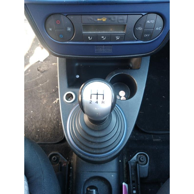 Porte avant gauche FORD FIESTA 5 Photo n°17