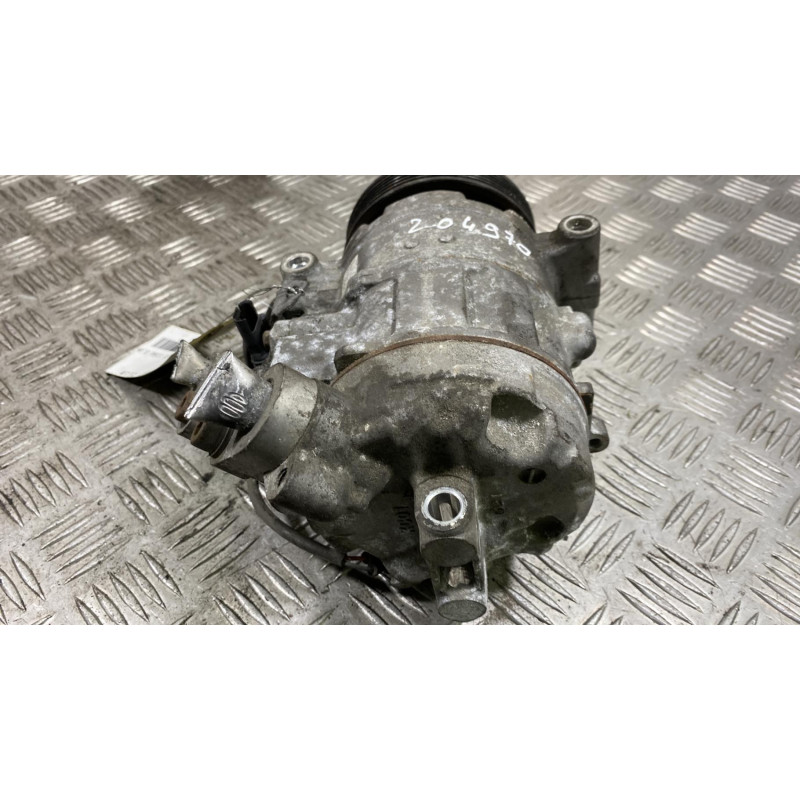 Compresseur clim BMW SERIE 1 E87 Photo n°3