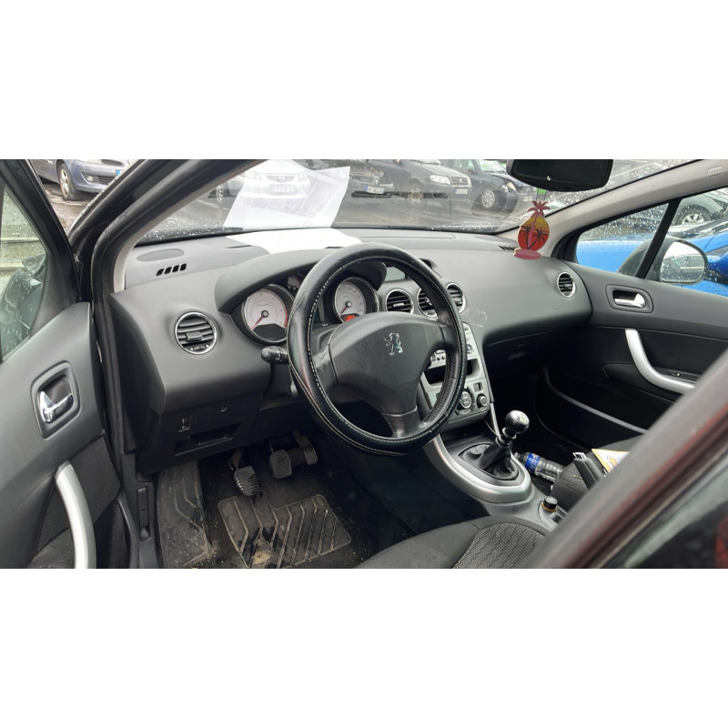 Pretensionneur de ceinture avant droit PEUGEOT 308 1 SW Photo n°4