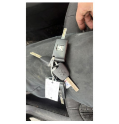 Pretensionneur de ceinture avant droit PEUGEOT 308 1 SW