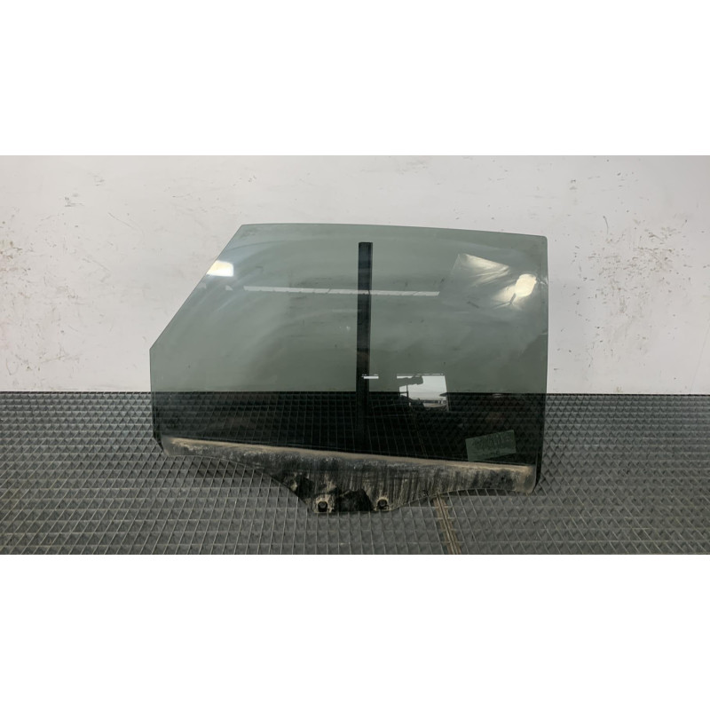 Vitre arriere droit CITROEN C4 PICASSO 2 Photo n°3