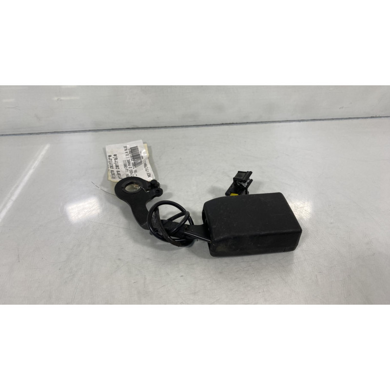 Attache ceinture arriere centrale CITROEN C4 PICASSO 2 Photo n°2