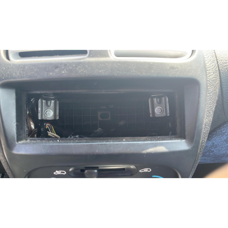 Pretensionneur de ceinture avant droit PEUGEOT 206 Photo n°6