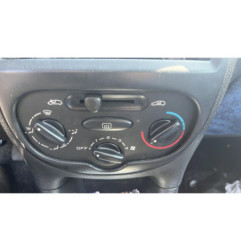 Pretensionneur de ceinture avant droit PEUGEOT 206