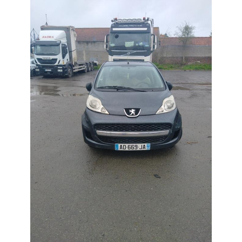 Porte avant droit PEUGEOT 107 Photo n°6