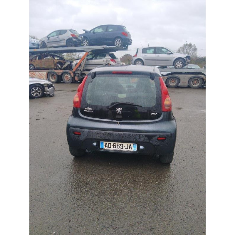 Porte avant droit PEUGEOT 107 Photo n°11