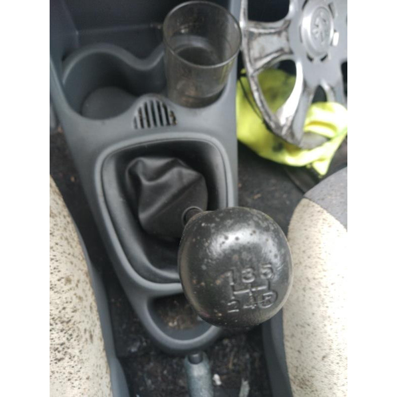 Porte avant droit PEUGEOT 107 Photo n°14