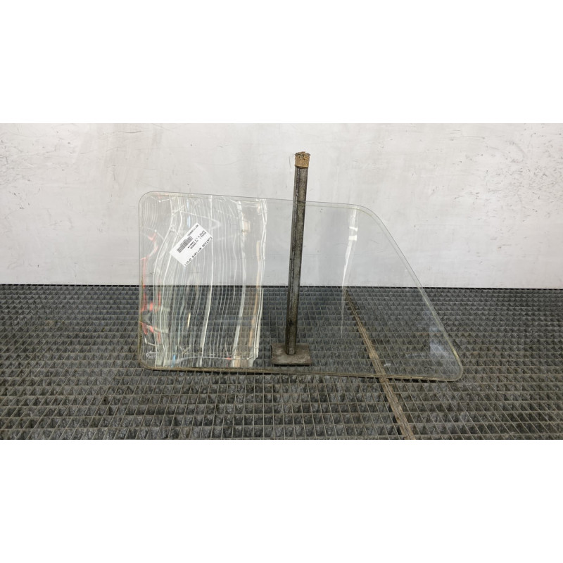 Custode arriere droit RENAULT SUPER 5 Photo n°2