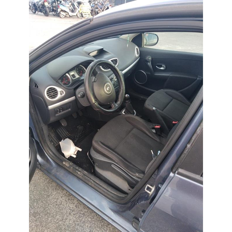 Poignee interieur arriere gauche RENAULT CLIO 3 Photo n°11