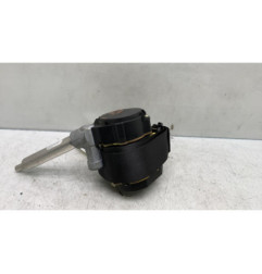 Pretensionneur de ceinture avant droit MERCEDES CLASSE A 168