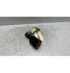 Attache ceinture arriere droit PEUGEOT 406 Photo n°1