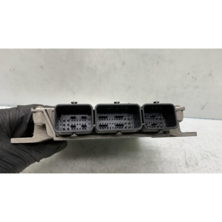Calculateur moteur PEUGEOT 406