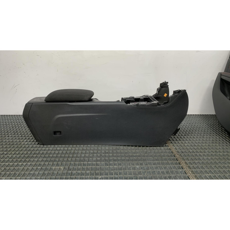 Interieur complet PEUGEOT 308 2 Photo n°4