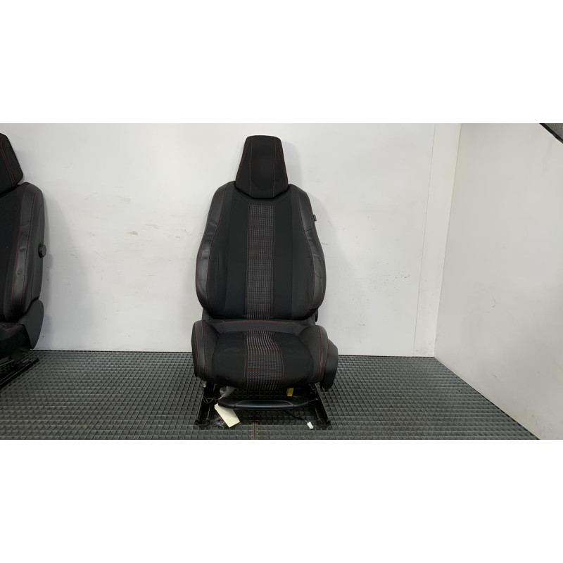 Interieur complet PEUGEOT 308 2 Photo n°12