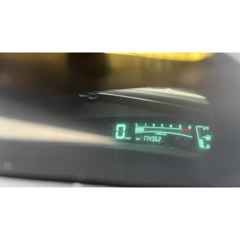 Vitre arriere gauche TOYOTA YARIS 2 Photo n°9