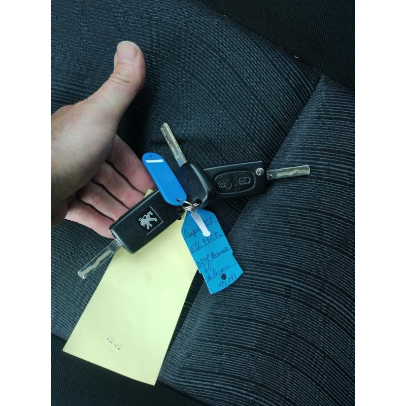Pretensionneur de ceinture avant droit PEUGEOT 207 Photo n°9