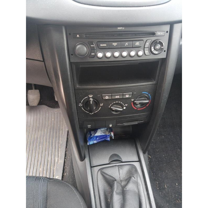 Pretensionneur de ceinture avant droit PEUGEOT 207 Photo n°16