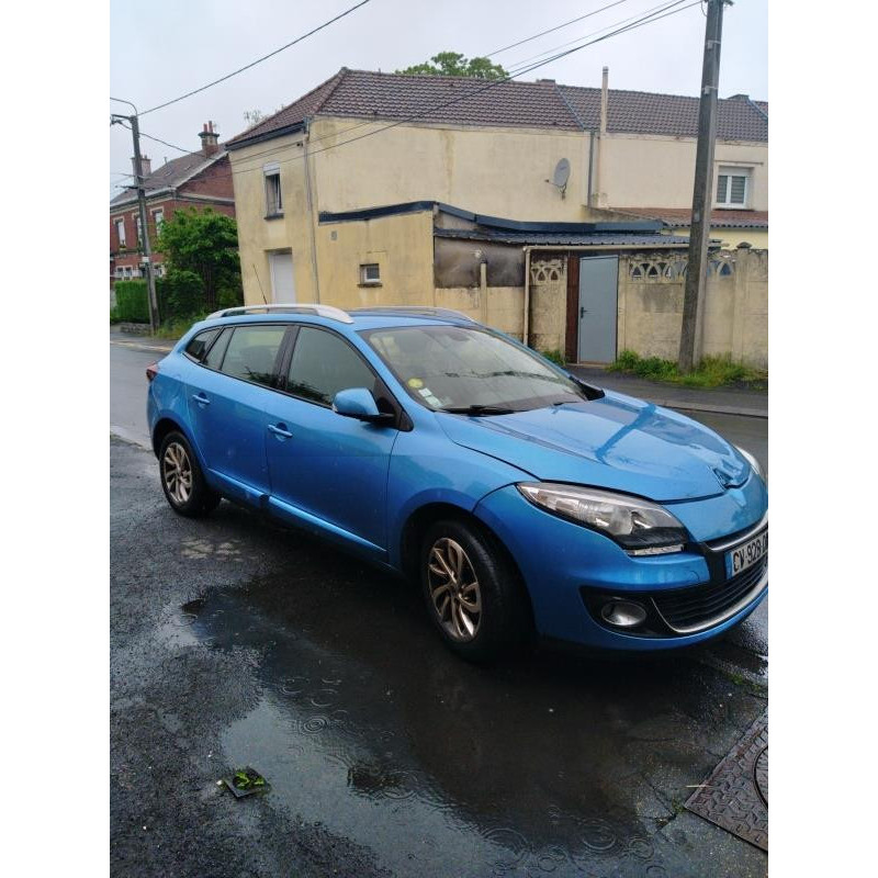 Pare choc arriere RENAULT MEGANE 3 Photo n°18