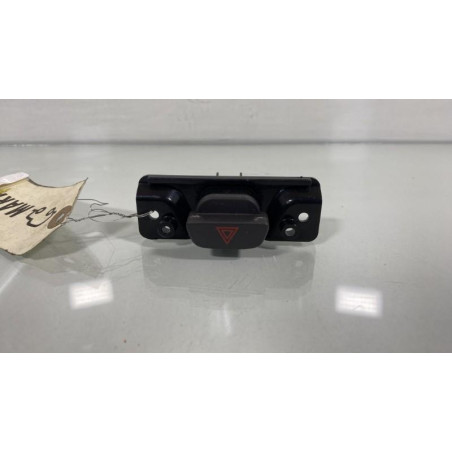 Bouton de warning FORD FIESTA 5