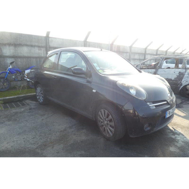 Feu arriere stop central NISSAN MICRA 3 Photo n°7