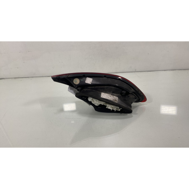 Feu arriere secondaire droit (feux) OPEL ASTRA J Photo n°2