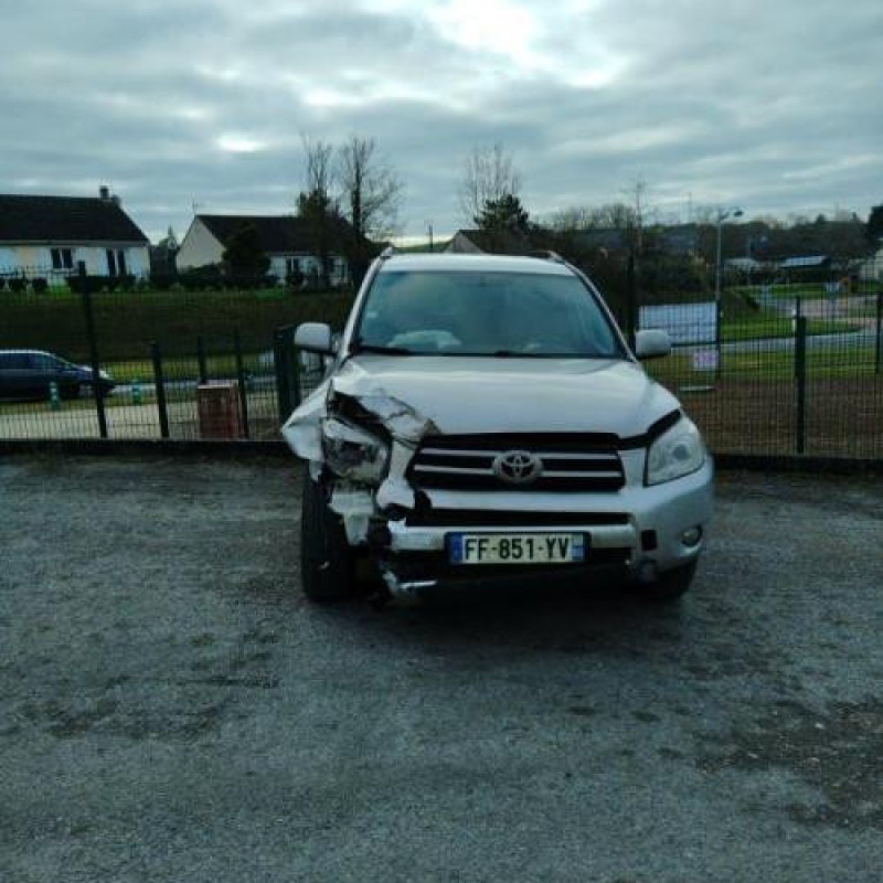 Maitre cylindre (freinage) TOYOTA RAV4 3 Photo n°5