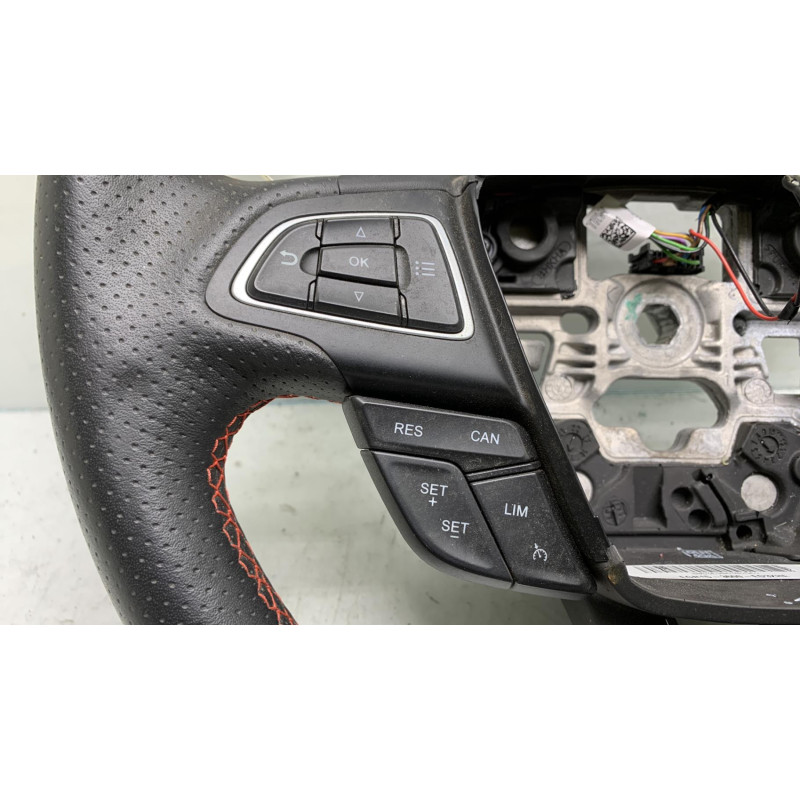 Volant FORD ECOSPORT Photo n°4