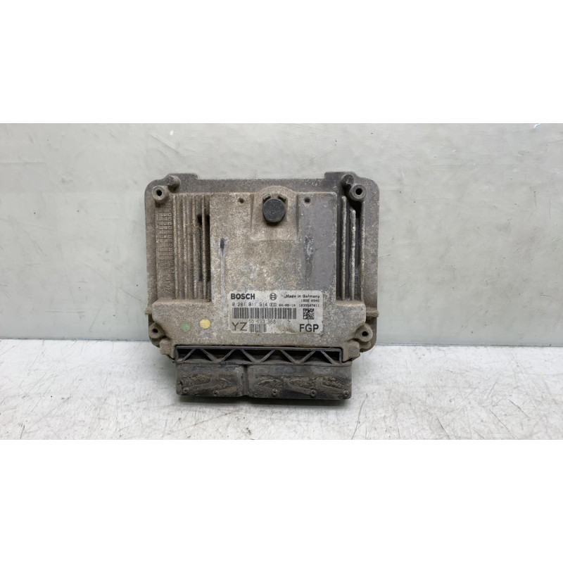 Calculateur moteur OPEL VECTRA C Photo n°2