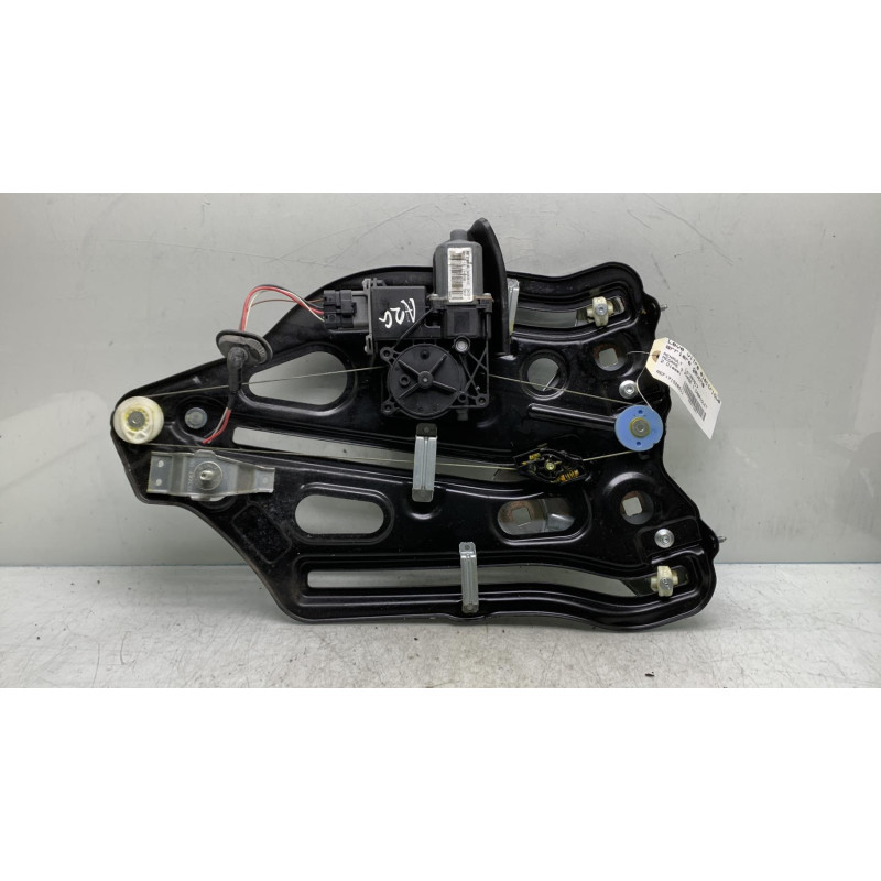 Leve vitre electrique arriere gauche RENAULT MEGANE 3 Photo n°3