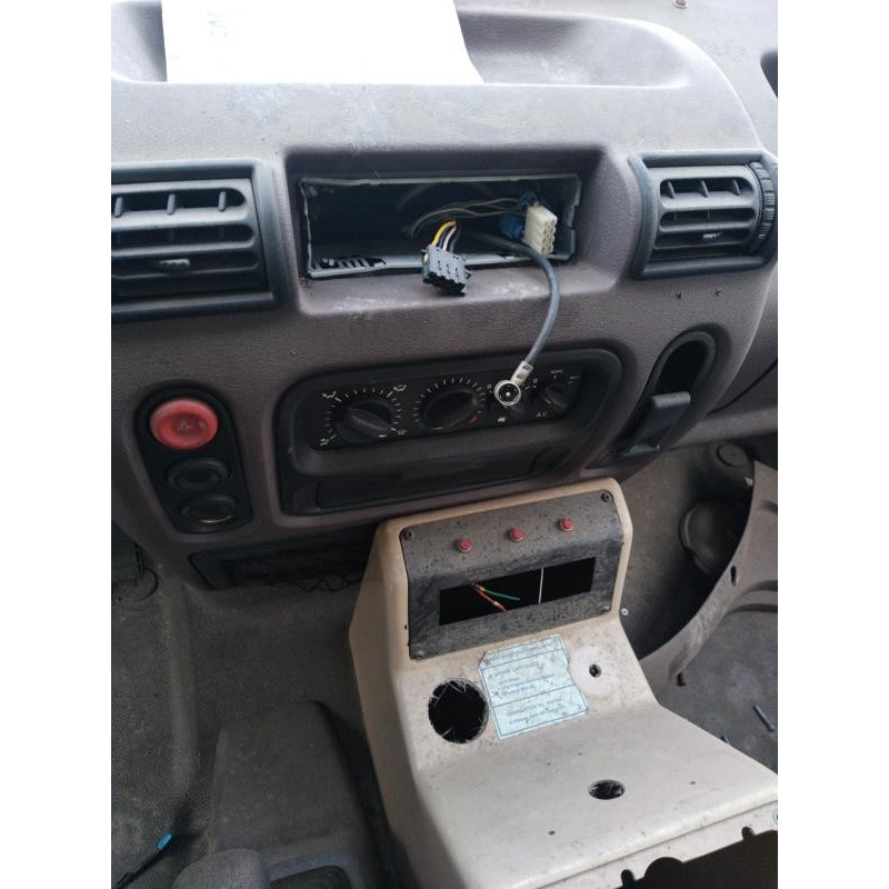 Poignee porte avant droit RENAULT MASTER 2 Photo n°8