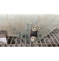 Vitre avant gauche PEUGEOT 406