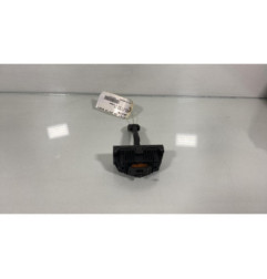 Arret de porte avant gauche BMW SERIE 1 E81