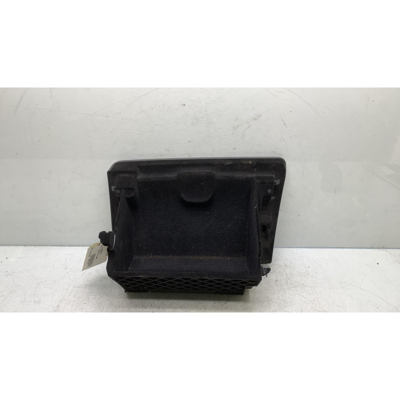 Boite a gants BMW SERIE 1 E81 Photo n°2