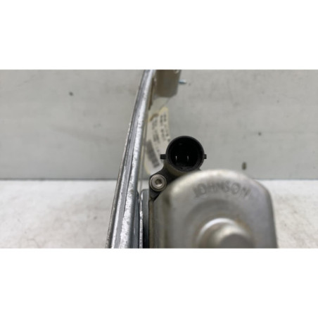 Leve vitre electrique avant droit DACIA DUSTER 1