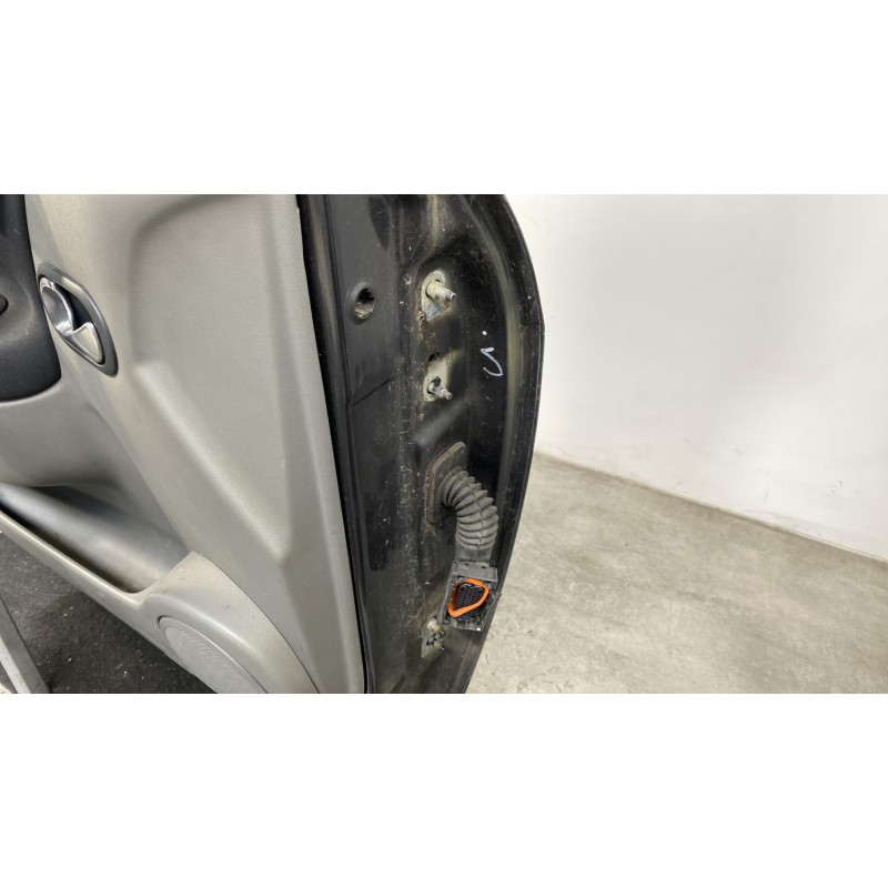 Porte avant gauche RENAULT SCENIC 2 Photo n°8