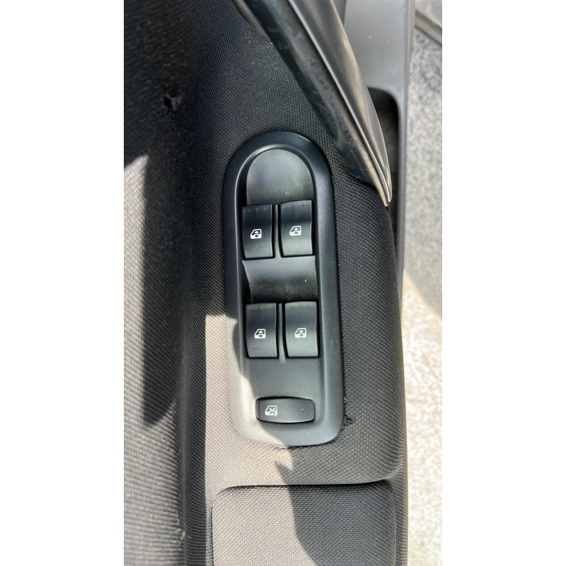 Porte avant gauche RENAULT SCENIC 2 Photo n°11
