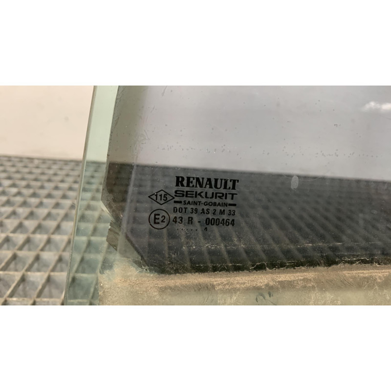 Vitre arriere gauche RENAULT SAFRANE Photo n°1