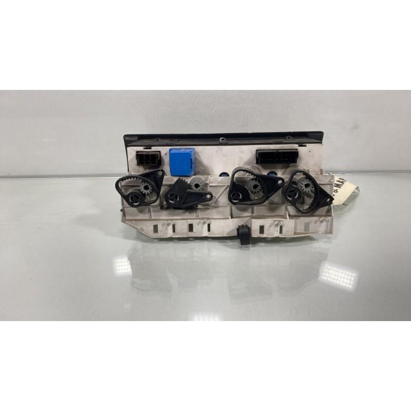 Commande chauffage RENAULT SAFRANE Photo n°3